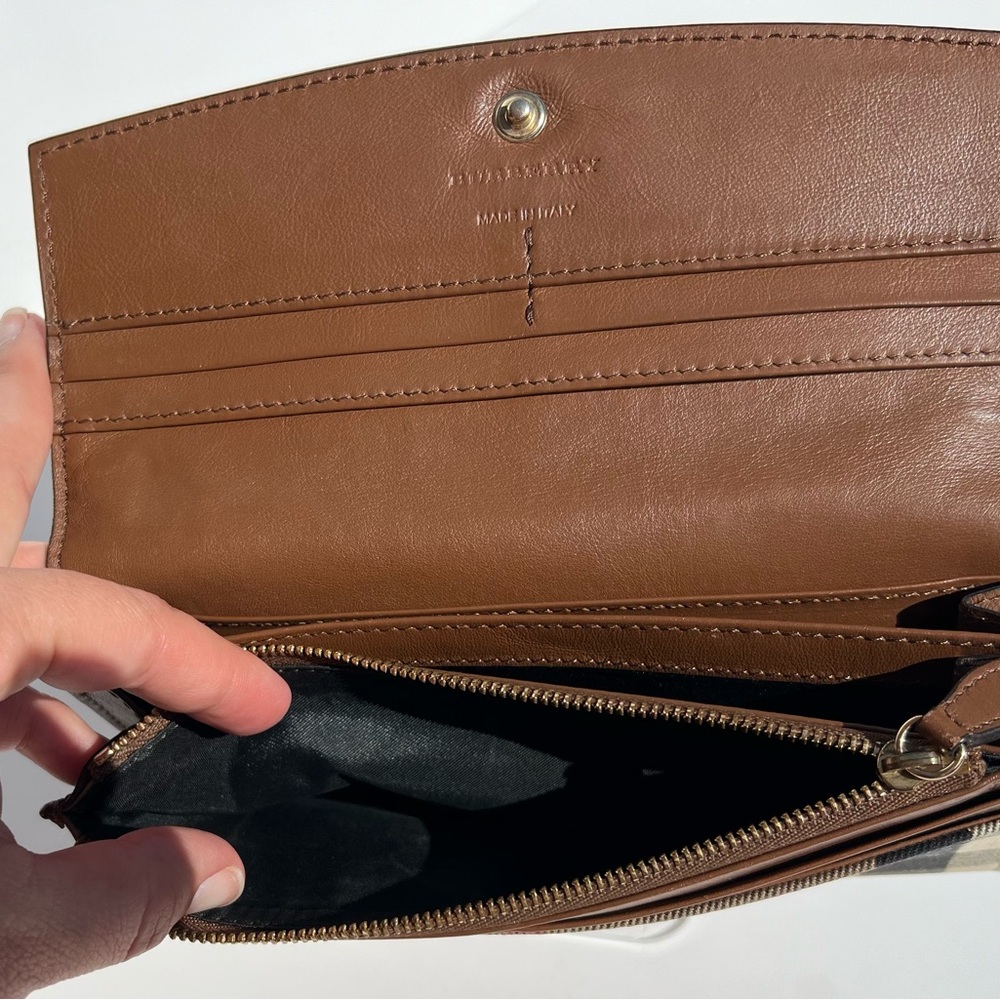BURBERRY Porter Continental Long Wallet - Picture 7 of 10